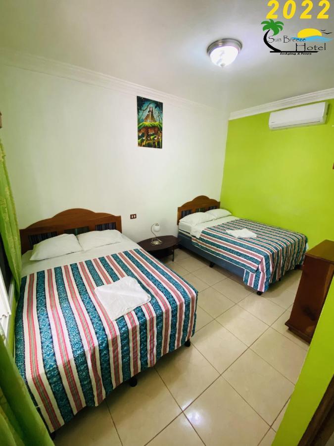 Sun Breeze Hotel El Remate Dış mekan fotoğraf
