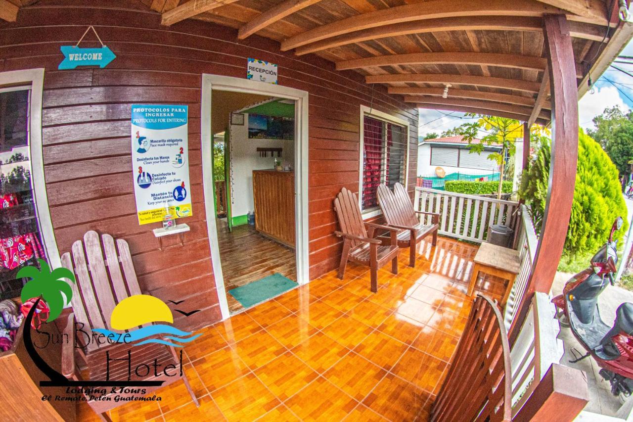 Sun Breeze Hotel El Remate Dış mekan fotoğraf
