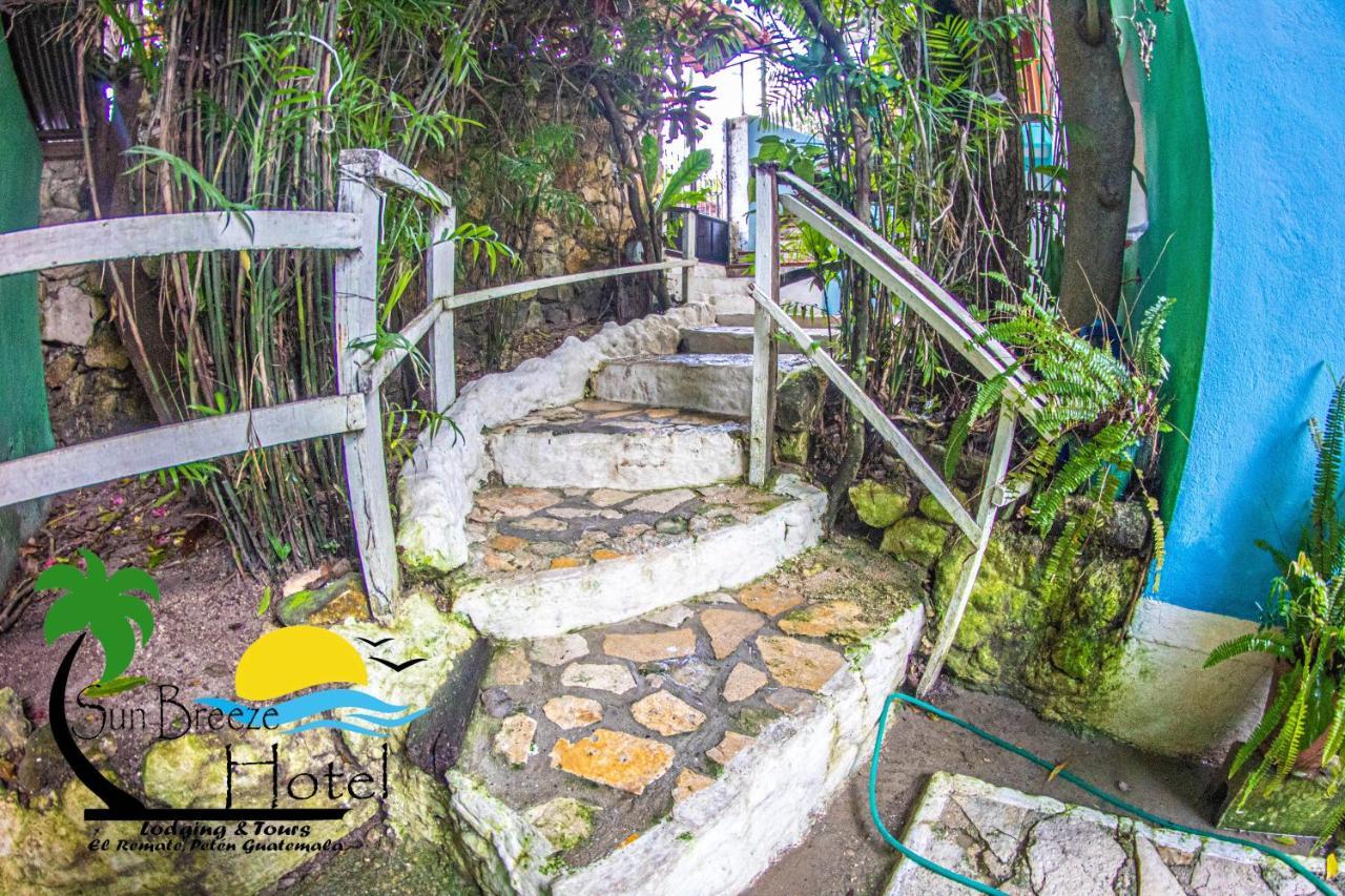 Sun Breeze Hotel El Remate Dış mekan fotoğraf
